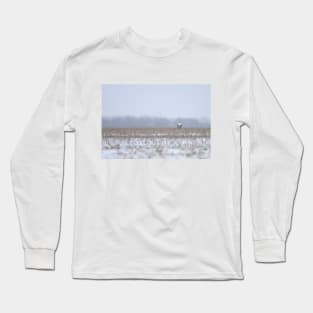 Snowy Owl sitting in cornfield Long Sleeve T-Shirt